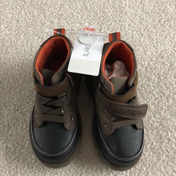 Carter’s Boys Dress Boots - Picture 1 of 4